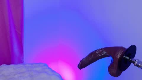     online show from January 6, 9:29 pm