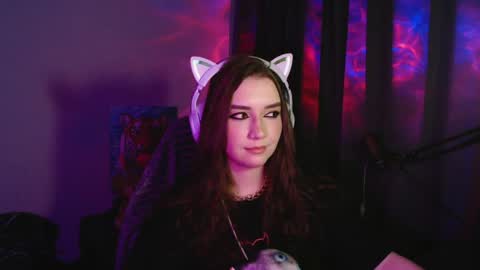 Snapshot of celia_sensual_ chatting on April 13, 7:41 pm celia_sensual_ online show from April 13, 7:41 pm