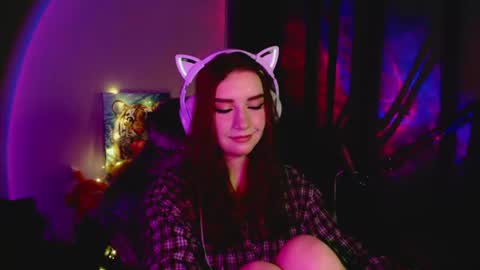 Snapshot of celia_sensual_ chatting on June 10, 4:39 pm celia_sensual_ online show from June 10, 4:39 pm
