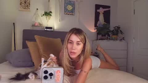 Celin online show from July 23, 6:06 pm