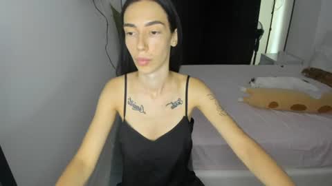 Celine Roxelle online show from July 15, 12:21 pm