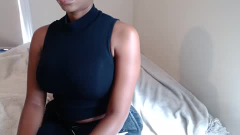 Snapshot of celinecostas chatting on September 27, 5:51 pm Celine Costas online show from September 27, 5:51 pm