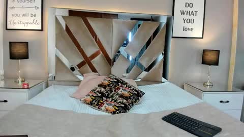 celeste online show from November 27, 11:01 am