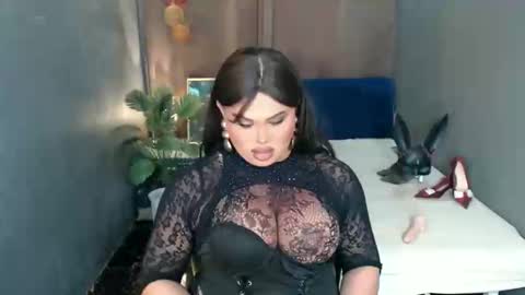 Snapshot of cellinekittcumerr chatting on November 3, 4:30 pm cellinekittcumerr online show from November 3, 4:30 pm