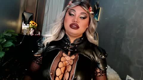 cellinekittcumerr online show from May 26, 6:48 pm