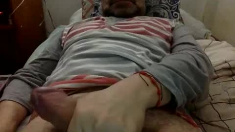 Snapshot of centinela999 chatting on April 1, 10:51 pm centinela999 online show from April 1, 10:51 pm