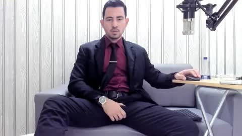 Snapshot of cesar_dant chatting on October 30, 4:08 pm Cesar online show from October 30, 4:08 pm