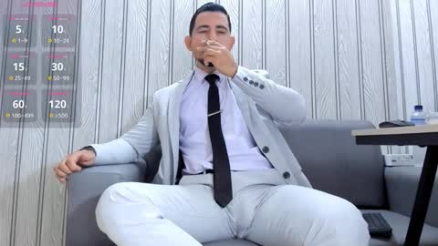 Cesar online show from February 2, 2:27 pm