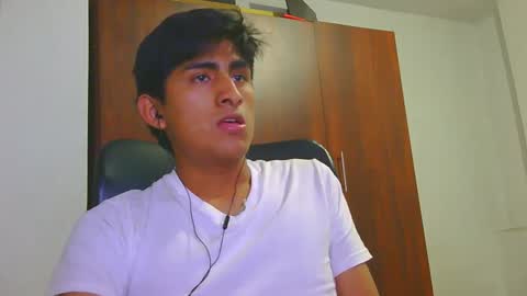 Snapshot of cesarex148 chatting on December 7, 4:53 am Cesar online show from December 7, 4:53 am