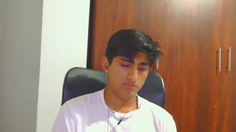 Snapshot of cesarex148 chatting on January 11, 12:12 am Cesar online show from January 11, 12:12 am