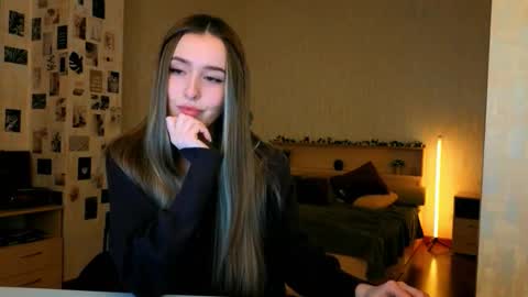 my name is Eva online show from January 15, 7:28 pm