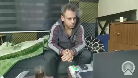 Snapshot of cezar46 chatting on December 31, 4:16 am cezar online show from December 31, 4:16 am