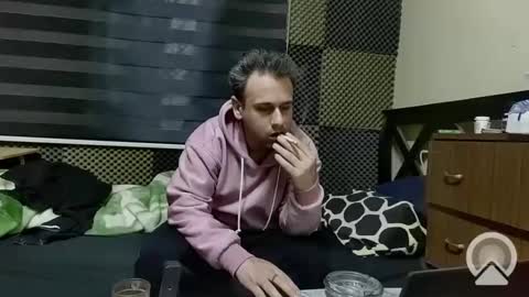 Snapshot of cezar46 chatting on January 16, 3:24 pm cezar online show from January 16, 3:24 pm