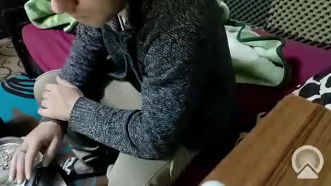 Snapshot of cezar46 chatting on March 4, 9:54 pm cezar online show from March 4, 9:54 pm