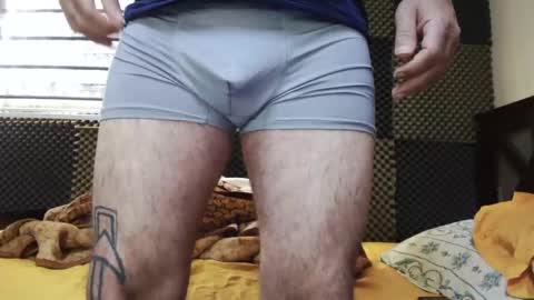 Snapshot of cezar46 chatting on October 18, 1:01 pm cezar online show from October 18, 1:01 pm