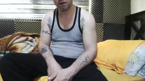 Snapshot of cezar46 chatting on October 29, 12:51 pm cezar online show from October 29, 12:51 pm