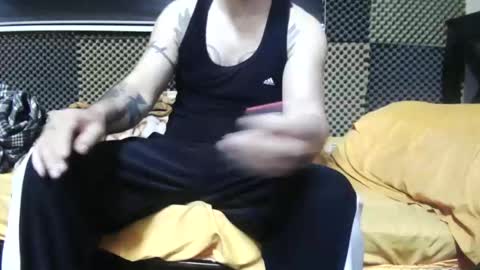 Snapshot of cezar46 chatting on November 1, 7:38 pm cezar online show from November 1, 7:38 pm