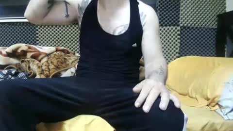 Snapshot of cezar46 chatting on November 2, 10:56 pm cezar online show from November 2, 10:56 pm