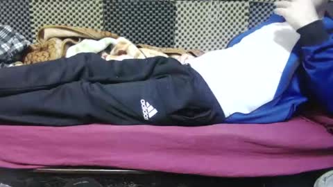 Snapshot of cezar46 chatting on November 18, 6:34 pm cezar online show from November 18, 6:34 pm