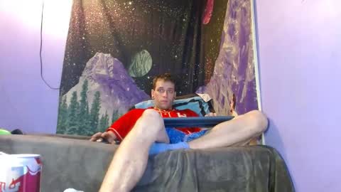 Snapshot of cguffey2284 chatting on January 1, 2:19 am cguffey2284 online show from January 1, 2:19 am