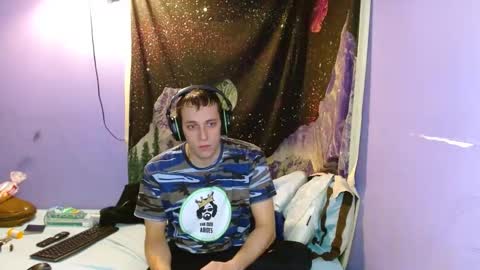 Snapshot of cguffey2284 chatting on January 8, 9:12 pm cguffey2284 online show from January 8, 9:12 pm