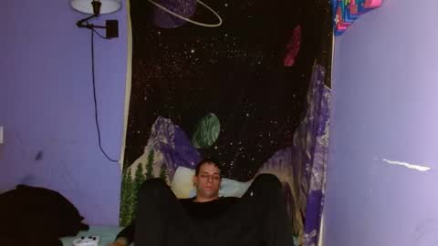 Snapshot of cguffey2284 chatting on January 10, 12:27 am cguffey2284 online show from January 10, 12:27 am