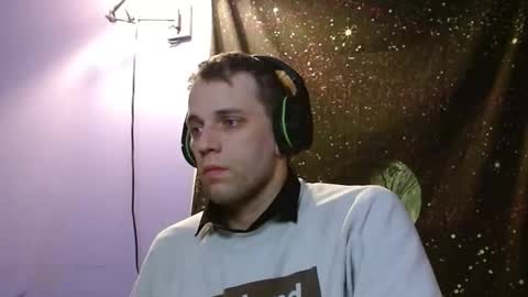 Snapshot of cguffey2284 chatting on January 12, 12:28 am cguffey2284 online show from January 12, 12:28 am