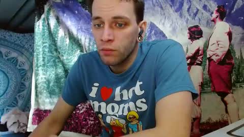 Snapshot of cguffey2284 chatting on January 18, 5:26 pm cguffey2284 online show from January 18, 5:26 pm