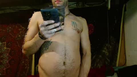 Snapshot of cguffey2284 chatting on January 29, 8:25 pm cguffey2284 online show from January 29, 8:25 pm