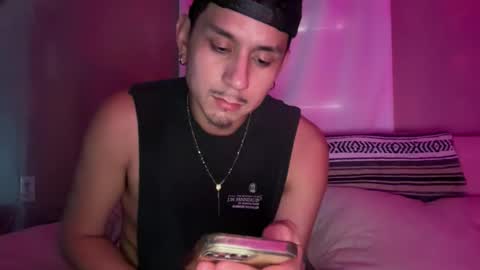 Kpapi online show from December 16, 9:36 am