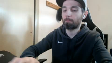 cha_cha_chillin online show from June 27, 5:40 pm