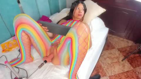 Charlotte online show from December 17, 12:00 pm