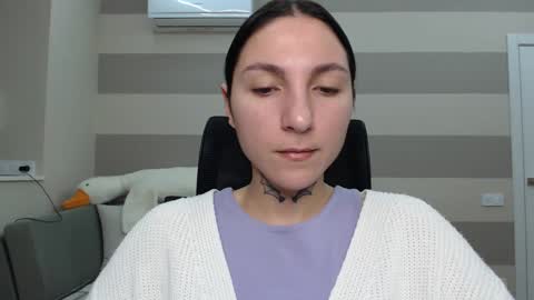 Kate online show from December 5, 6:32 am