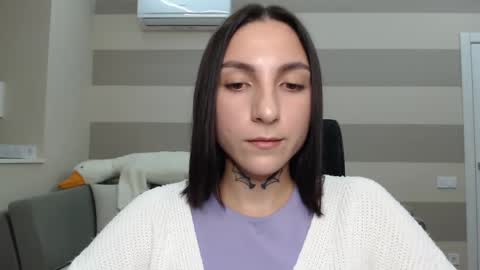 Kate online show from December 6, 1:22 pm