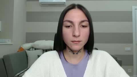 Kate online show from January 2, 1:30 pm