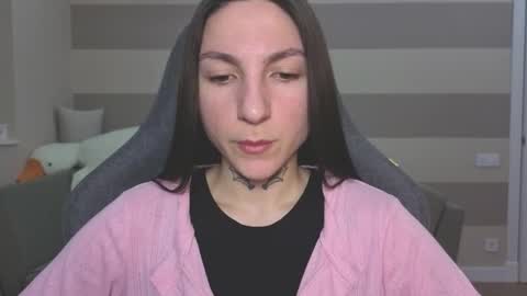 Kate online show from March 25, 7:14 am