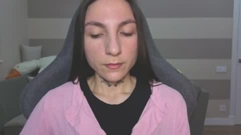 Kate online show from May 6, 6:30 am