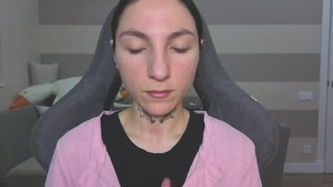 Kate online show from May 7, 7:03 am