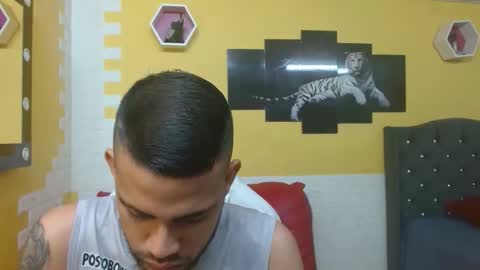 chacorta_ online show from April 25, 1:52 pm