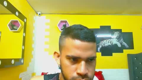 chacorta_ online show from April 29, 2:43 pm