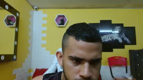 chacorta_ online show from May 7, 1:55 am
