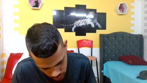 chacorta_ online show from May 27, 12:24 pm