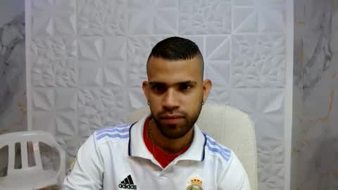 chacorta_ online show from June 7, 1:37 pm