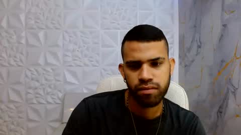 chacorta_ online show from June 24, 12:48 pm