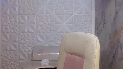chacorta_ online show from July 3, 12:44 pm