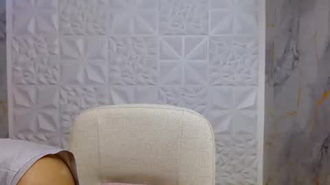 chacorta_ online show from July 11, 1:58 pm