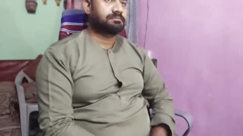 Snapshot of chadipluskhangarh chatting on April 10, 6:45 pm Stormydick online show from April 10, 6:45 pm