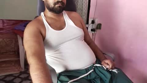 Snapshot of chadipluskhangarh chatting on April 16, 8:04 am Stormydick online show from April 16, 8:04 am