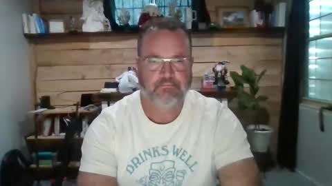 Snapshot of chadmichaell chatting on November 27, 10:01 pm chadmichaell online show from November 27, 10:01 pm