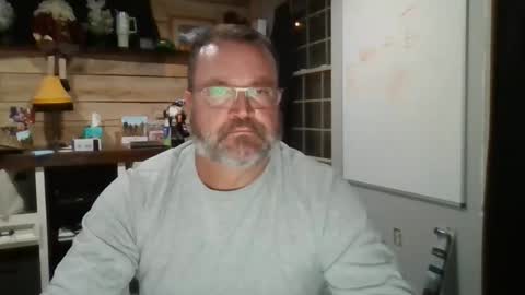 Snapshot of chadmichaell chatting on December 3, 1:13 am chadmichaell online show from December 3, 1:13 am